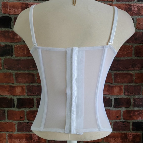 White Satin Lace Bustier Corset Intimates Top - Size 36D NWT - Picture 2 of 5
